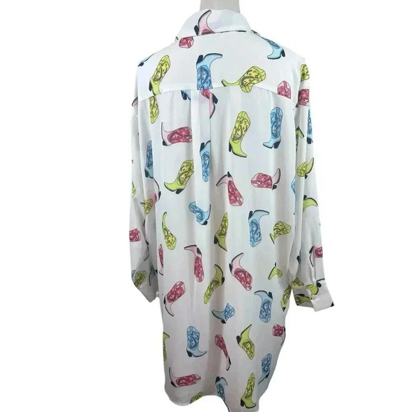 Blue B Collection Cowboy Boot Print Button Down Shirt Size Medium - Picture 4 of 12